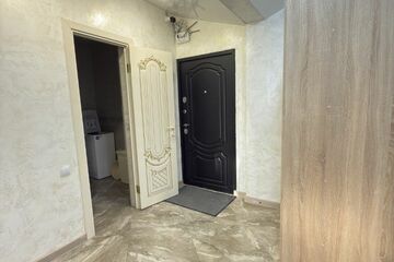 1-к квартира, 53,6 м², 1/12 эт.