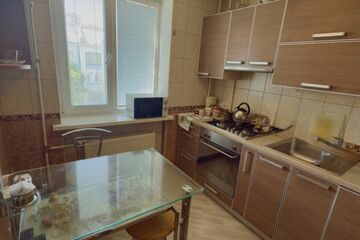 2-к квартира, 45 м², 4/5 эт.