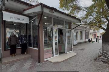 Помещение своб.назн., 70 м², 1/2 эт.