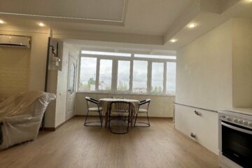 2-к квартира, 94 м², 5/9 эт.