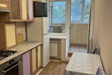 2-к квартира, 44 м², 1/2 эт.